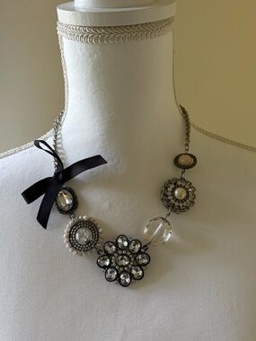 Vintage Vera Wang Statement Crystal and Pearl Cluster Necklace - Silver Tones